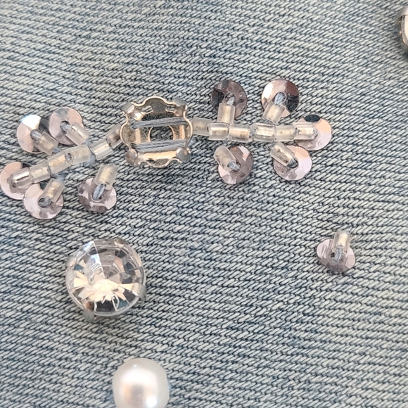 Bebe - Picture 4 of 5